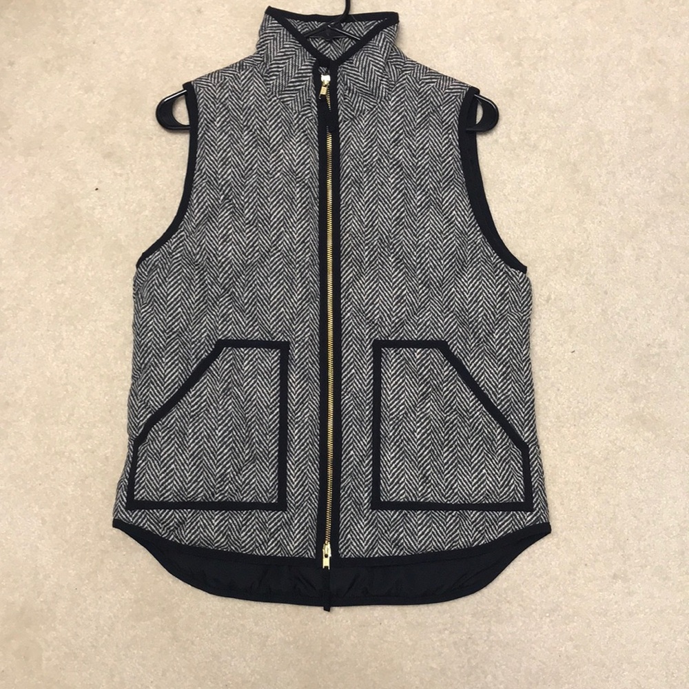 NWOT J. Crew Excursion Quilted Vest in Herringbone